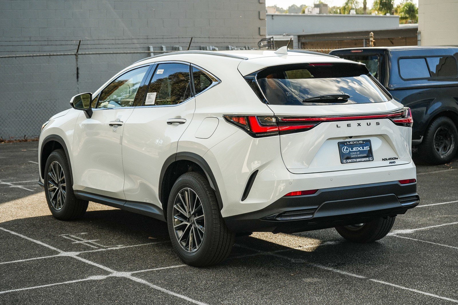 New 2026 Ultra White Lexus NX 450h+ PREMIUM AWD image 4