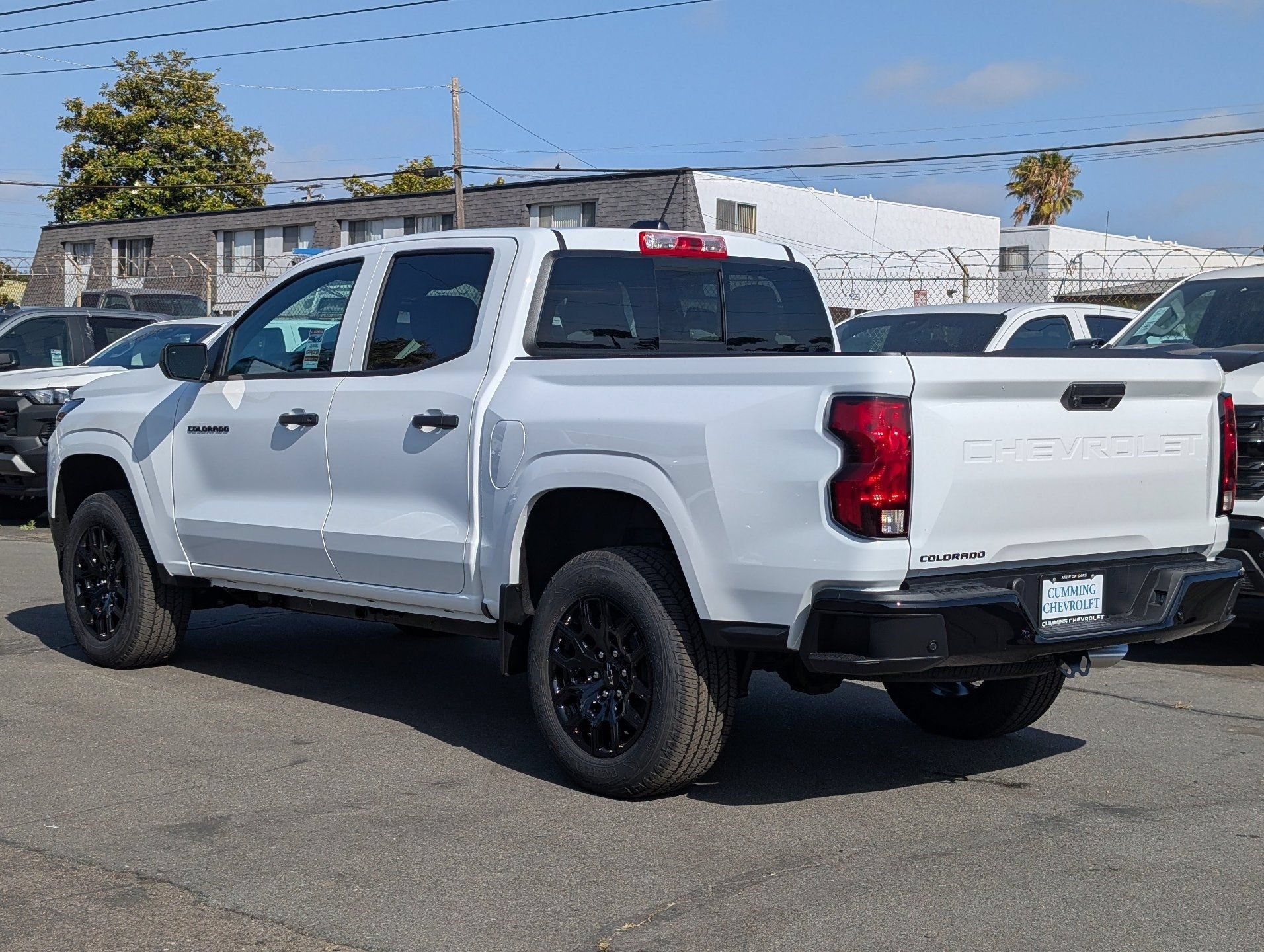 New 2026 Summit White Chevrolet WT image 10