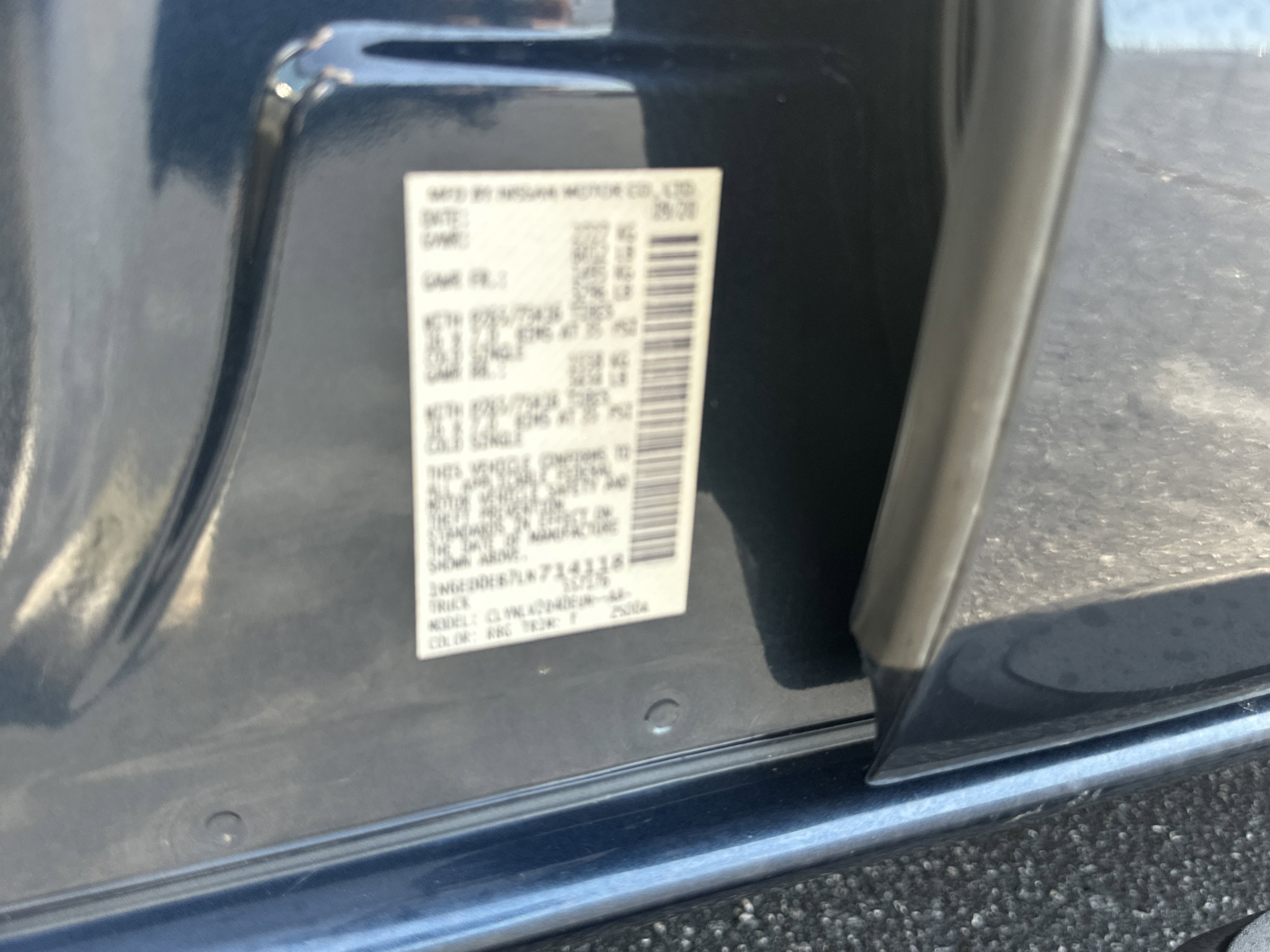 Used 2020 Arctic Blue Metallic Nissan PRO-4X image 29