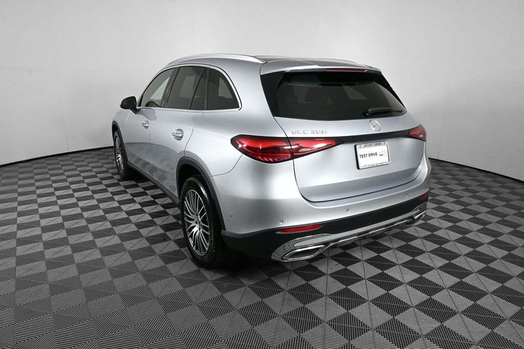 Certified Used 2026 Silver Mercedes-Benz GLC 300 image 4