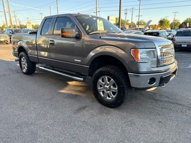 Used 2014 Gray Ford XLT image 2
