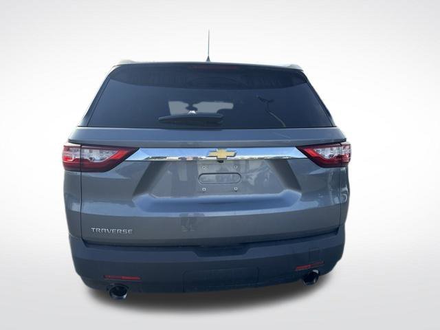 Used 2019 Gray Chevrolet LS image 4