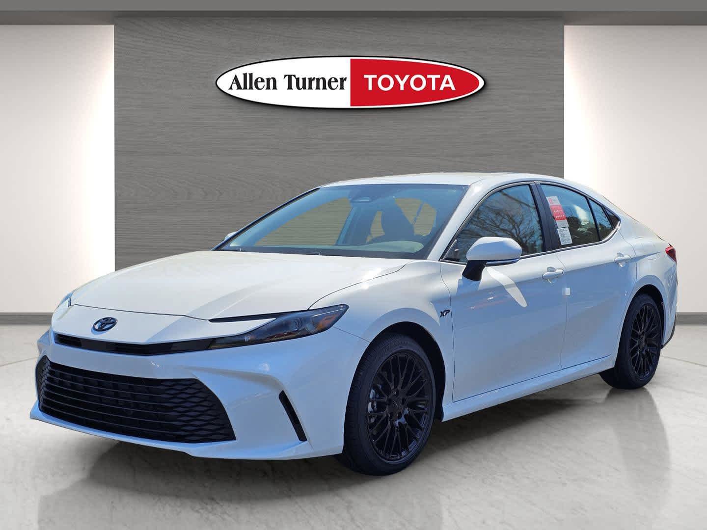 New 2026 Ice Cap Toyota LE image 3