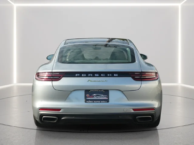 Used 2020 Silver Porsche 4 image 4