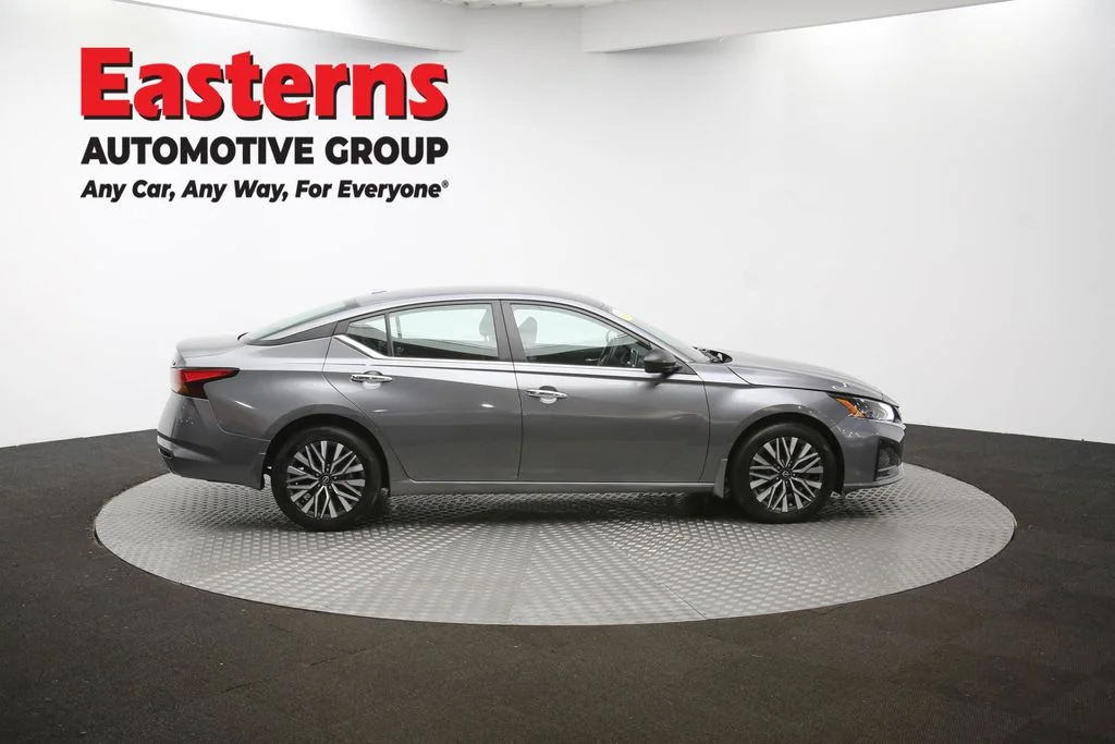 Used 2024 Gray Nissan 2.5 SV image 43
