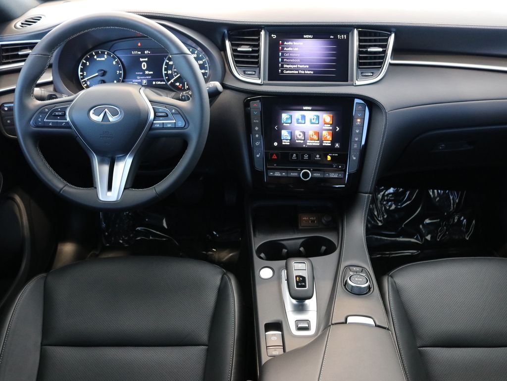 Certified Used 2025 Gray INFINITI LUXE image 19