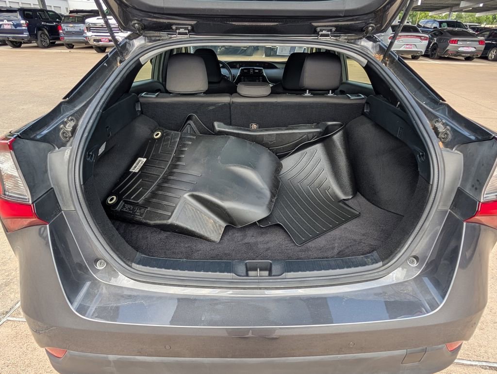Used 2021 Gray Toyota LE image 19