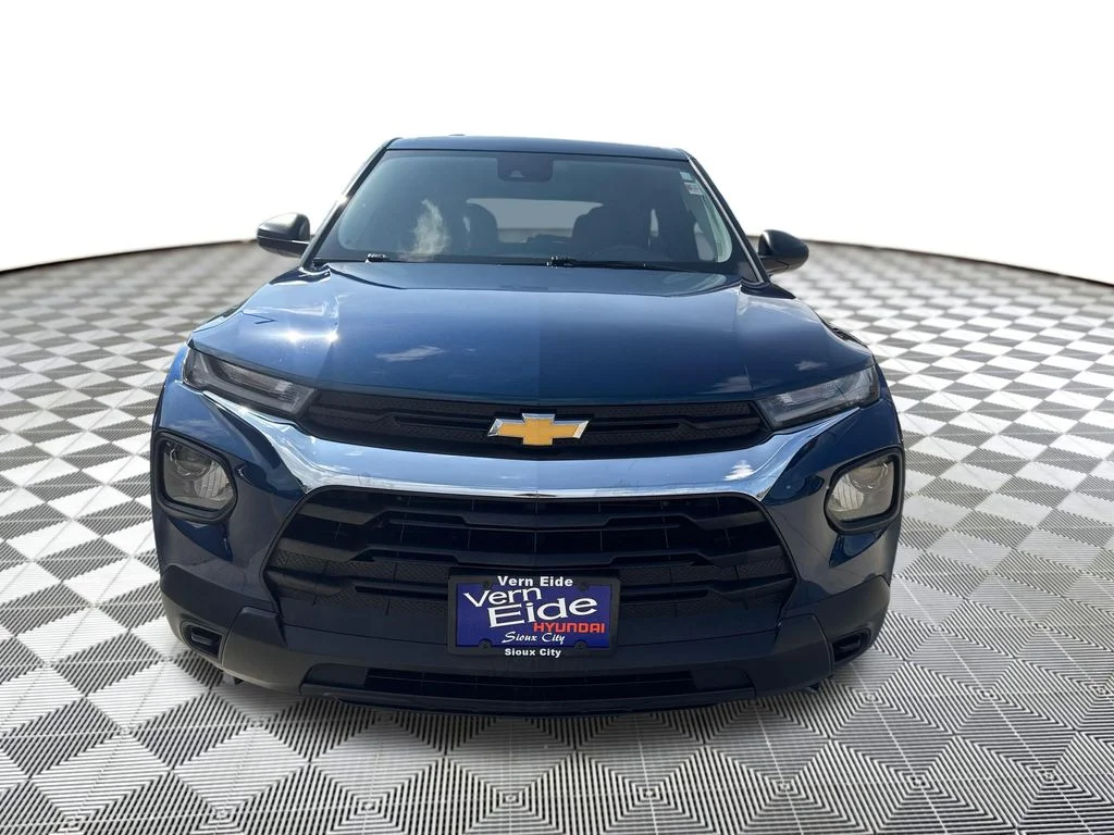 Used 2021 Blue Chevrolet LS image 9