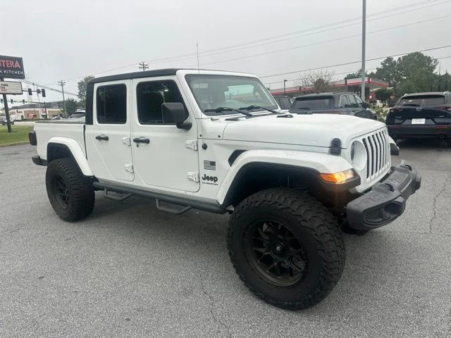 Used 2023 White Jeep Sport S image 1