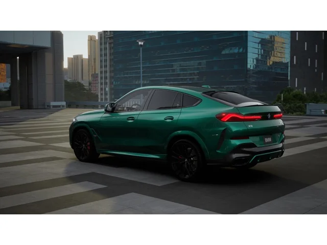 New 2027 Isle of Man Green Metallic BMW  image 2