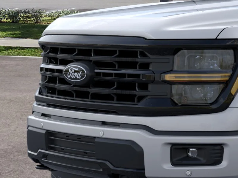 New 2026 Iconic Silver Metallic Ford XLT image 37
