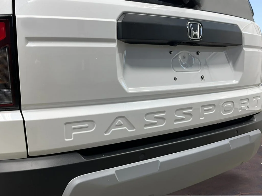 New 2026 White Honda RTL image 6