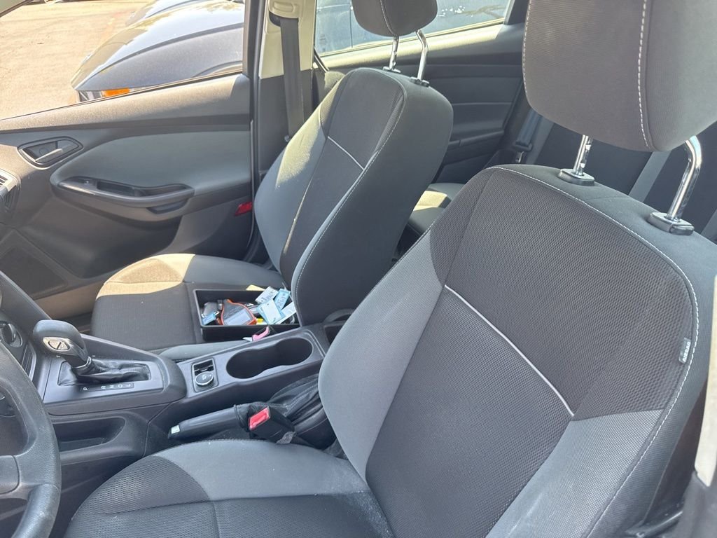2012 Ford Focus S - Photo 6