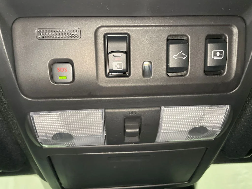 Certified Used 2024 Super Black Nissan PRO-4X image 22