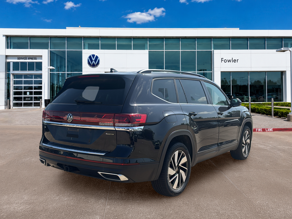 New 2026 Black Volkswagen 2.0T SE w/Technology image 5