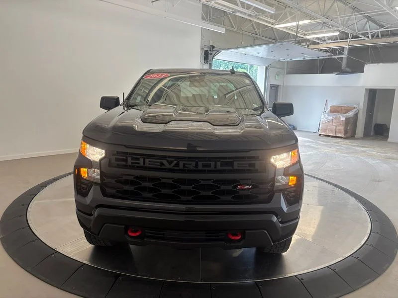 Used 2024 Gray Chevrolet Custom Trail Boss image 9