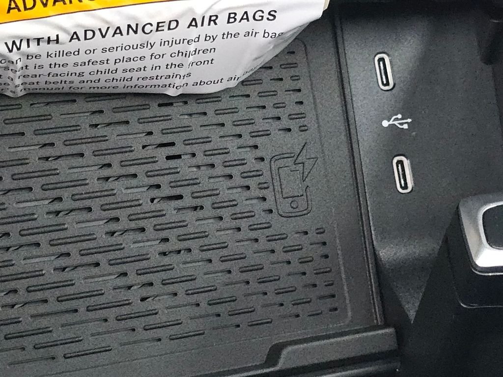 2025 Mercedes-Benz GLE AMG GLE 53 - Photo 32