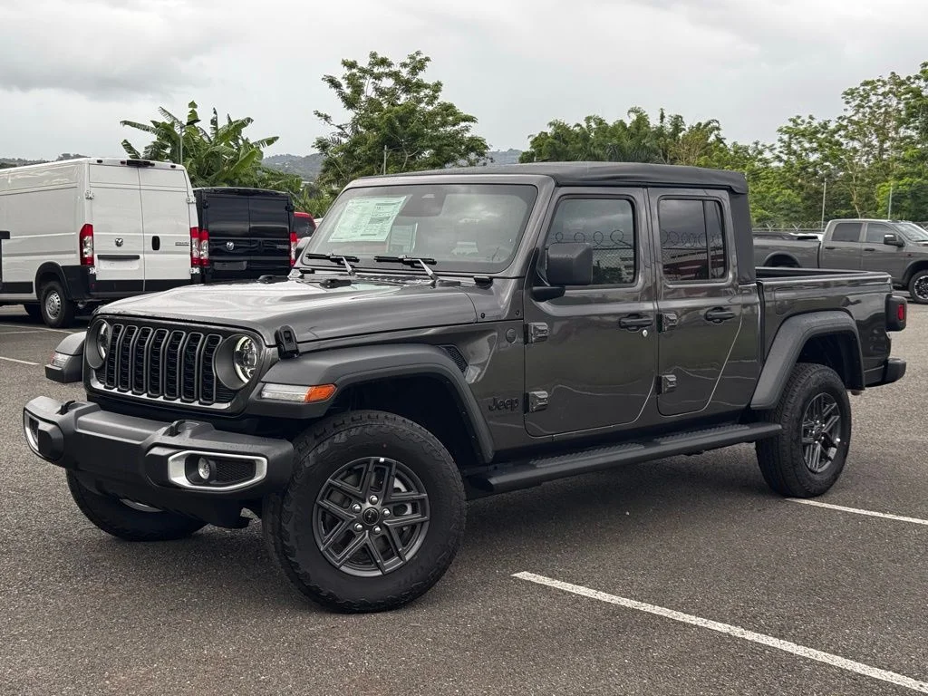 2026 Jeep Gladiator Sport S Auto's photo
