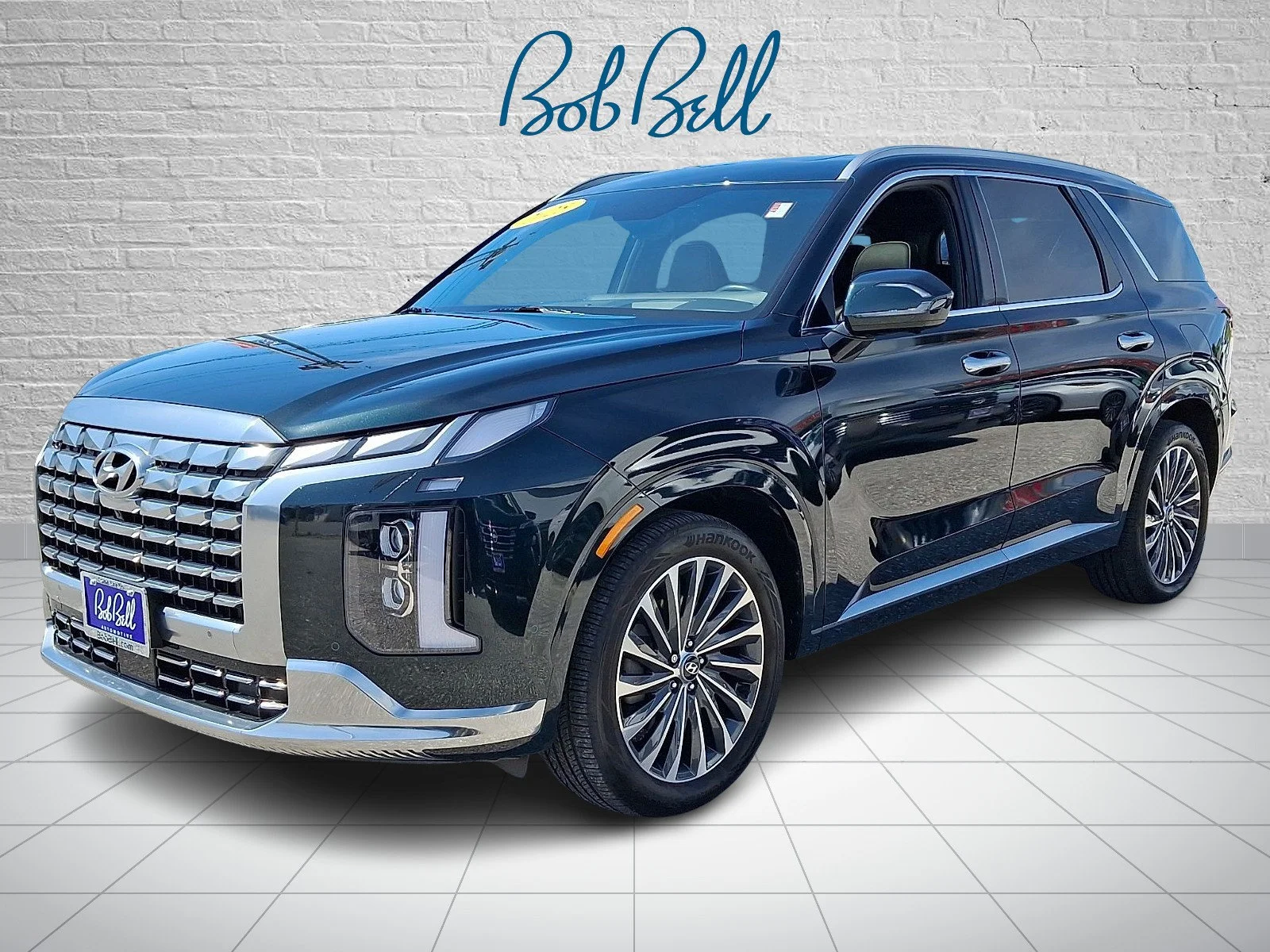 Used 2025 Emerald Hyundai Calligraphy image 3