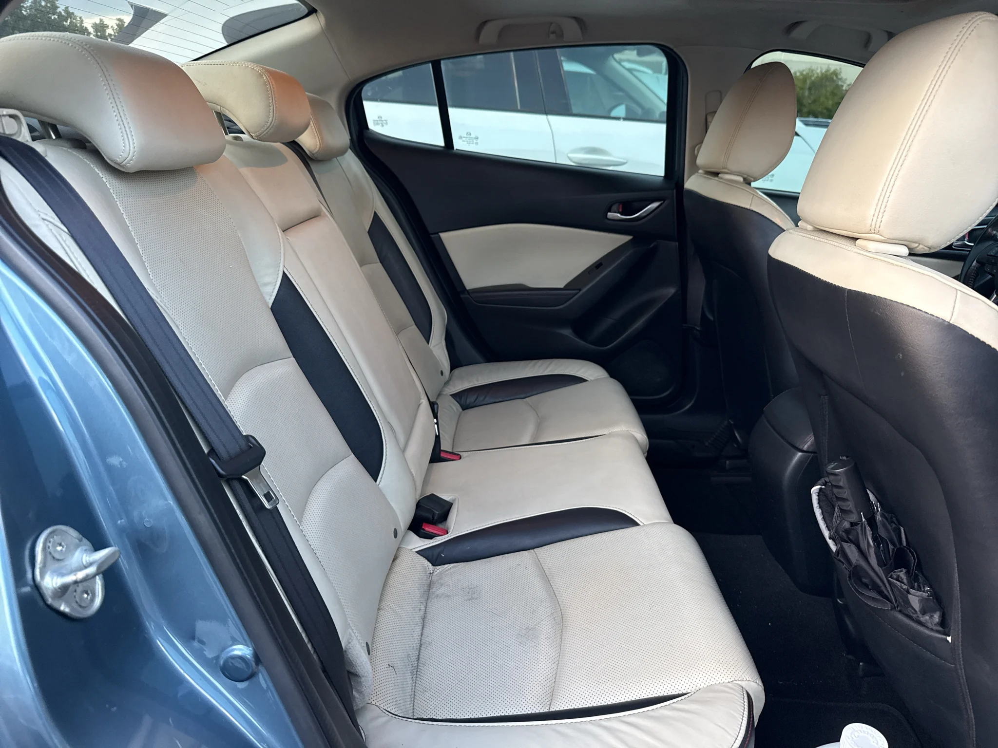 Used 2015 Blue Reflex Mica Mazda s Grand Touring image 10