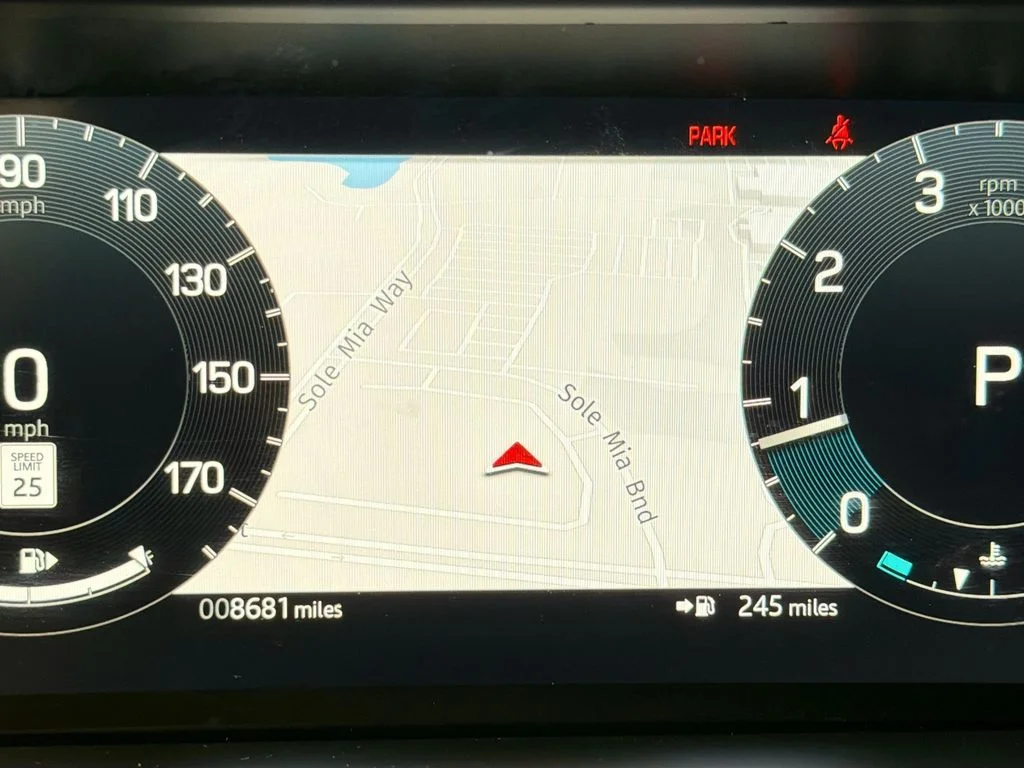 Used 2025 White Land Rover S image 12