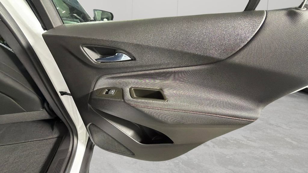 Certified Used 2024 Summit White Chevrolet RS image 32