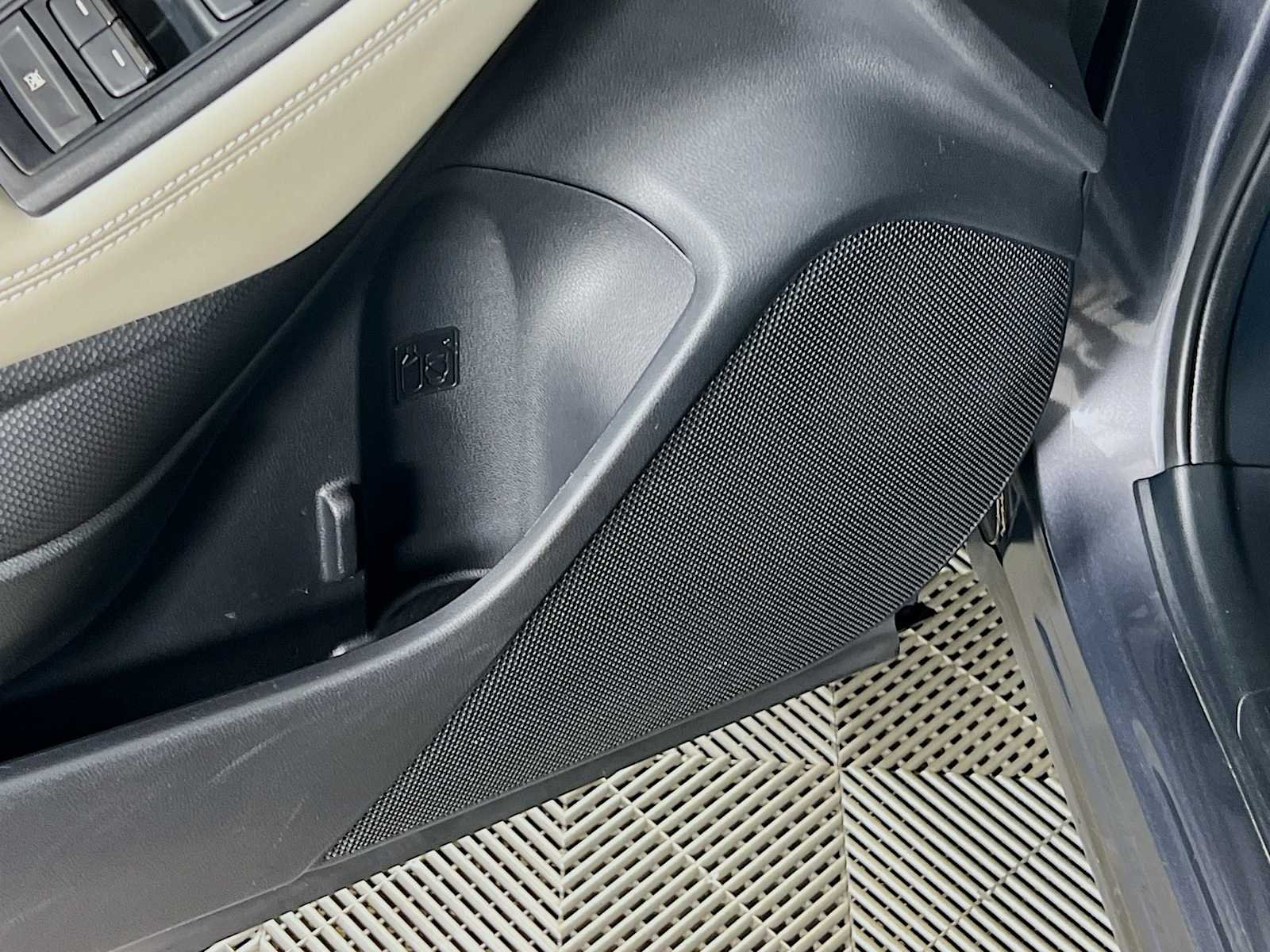 Used 2024 Magnetite Gray Metallic Subaru  image 19