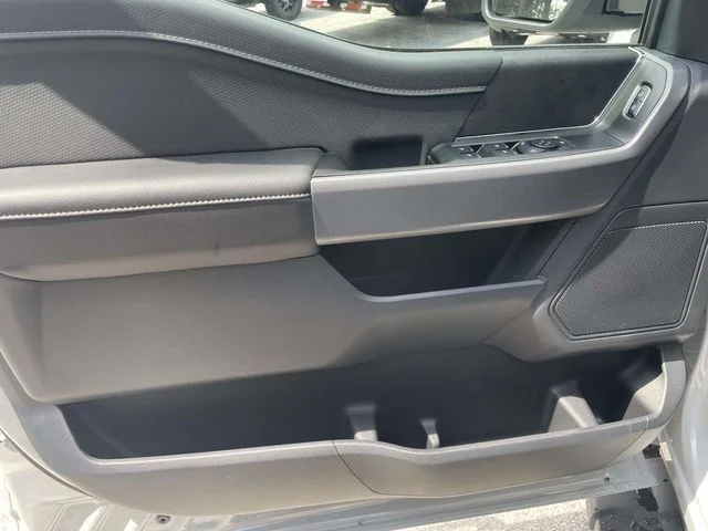 New 2026 Avalanche Ford XLT image 13