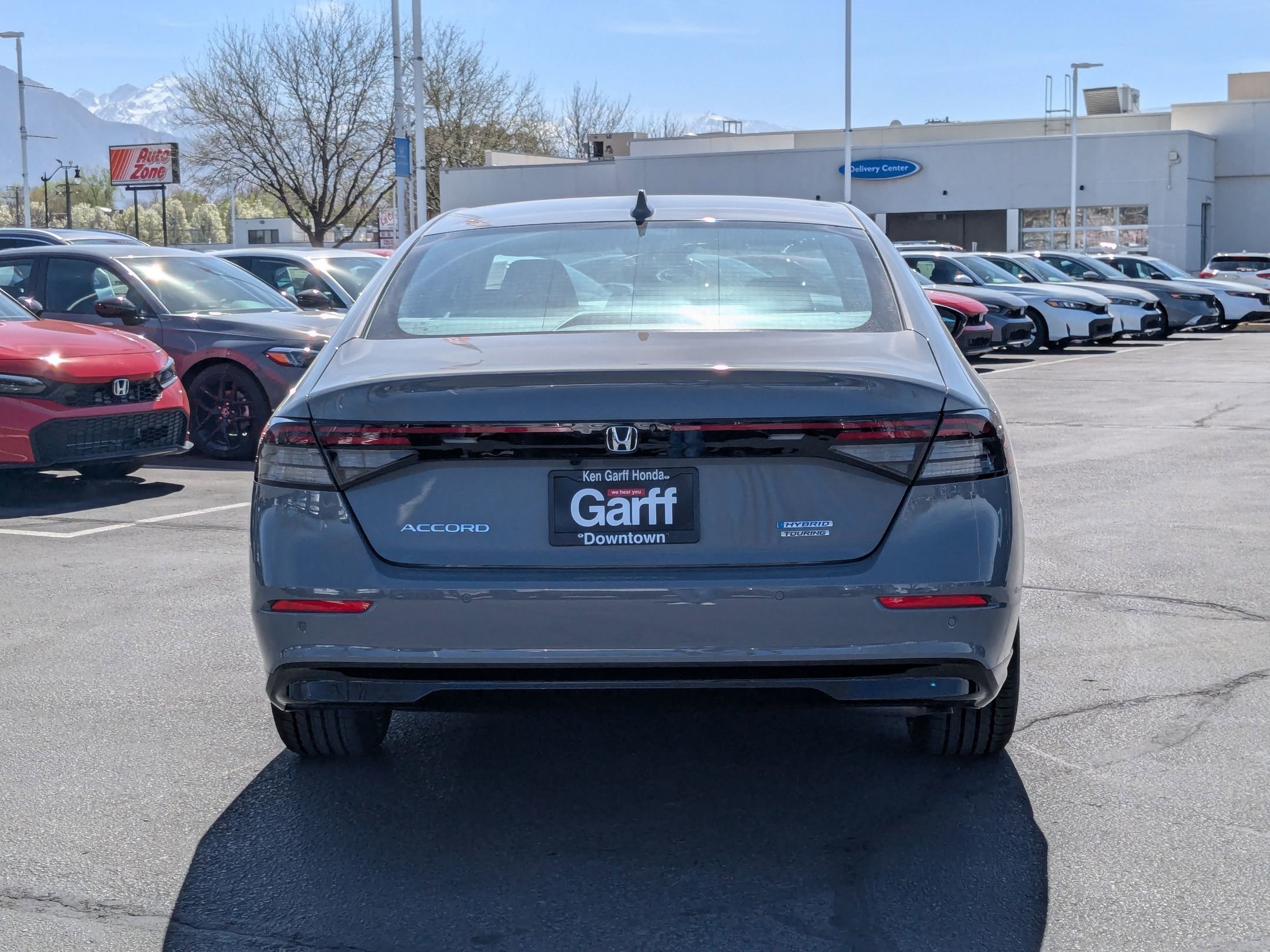 New 2026 Urban Gray Pearl Honda Touring image 4