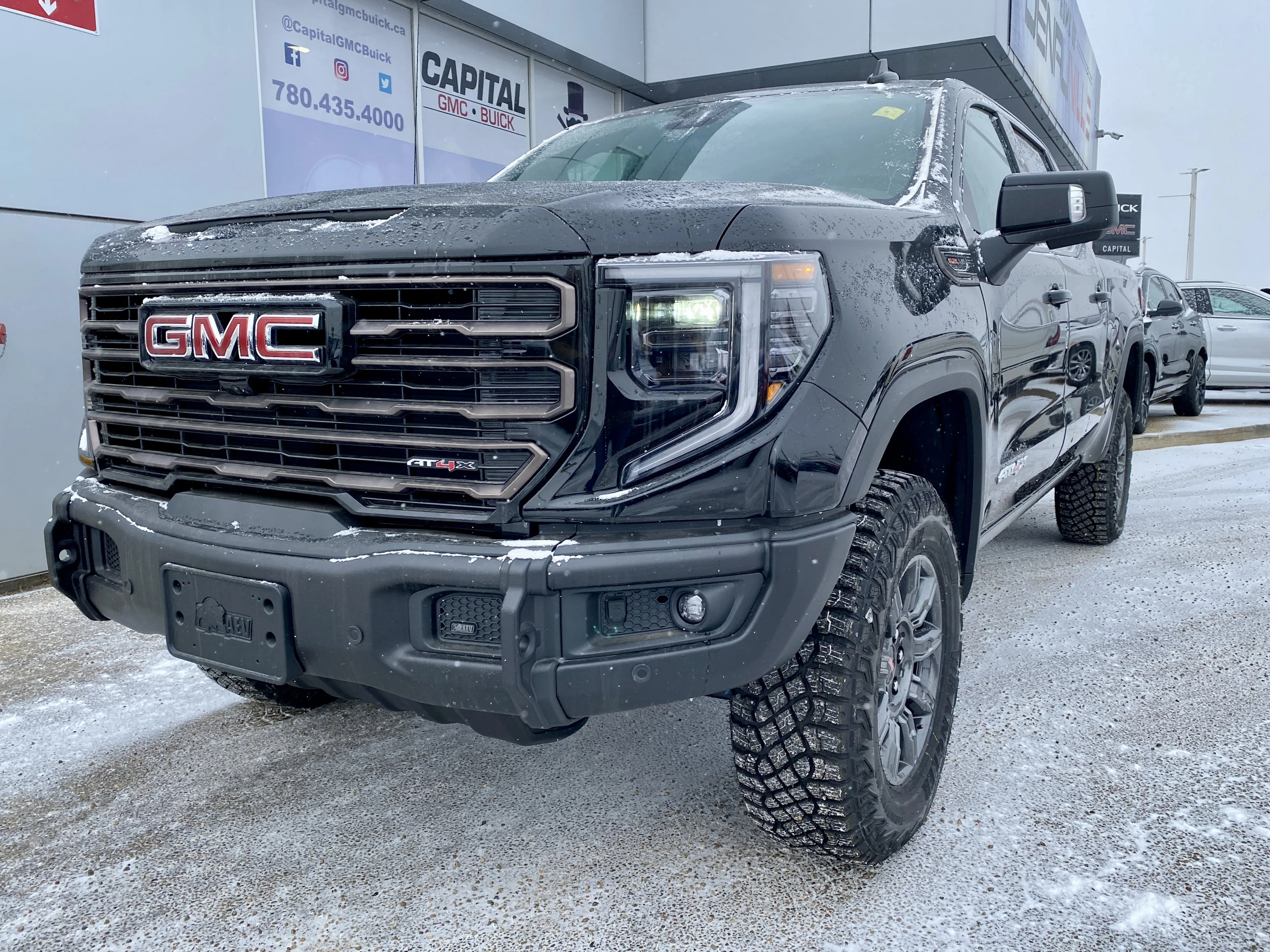 New 2026 ONYX BLACK GMC AT4X image 2