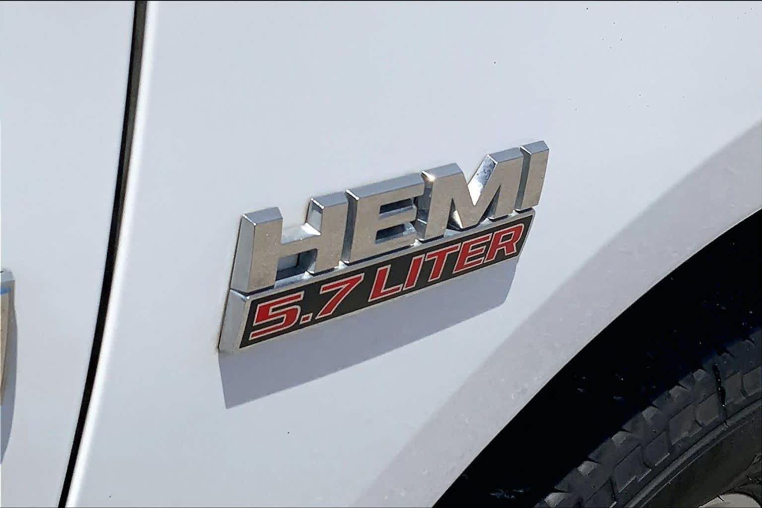 Used 2019 Bright White Clearcoat Ram Tradesman image 9