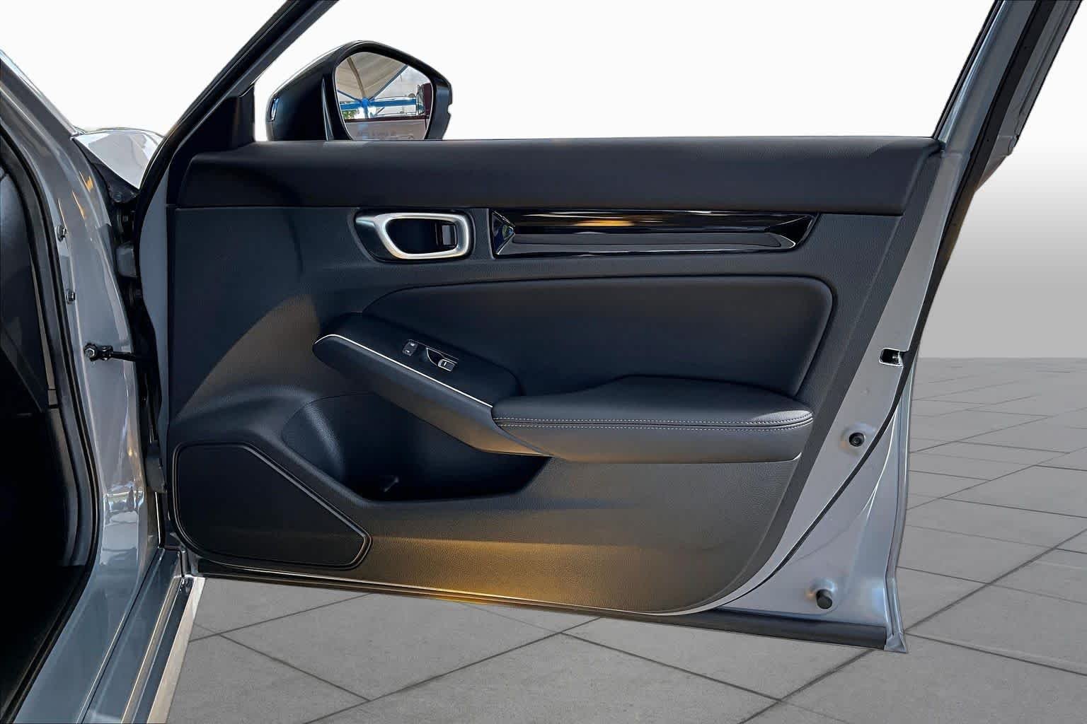 Used 2026 Urban Gray Pearl Honda Sport Touring image 23