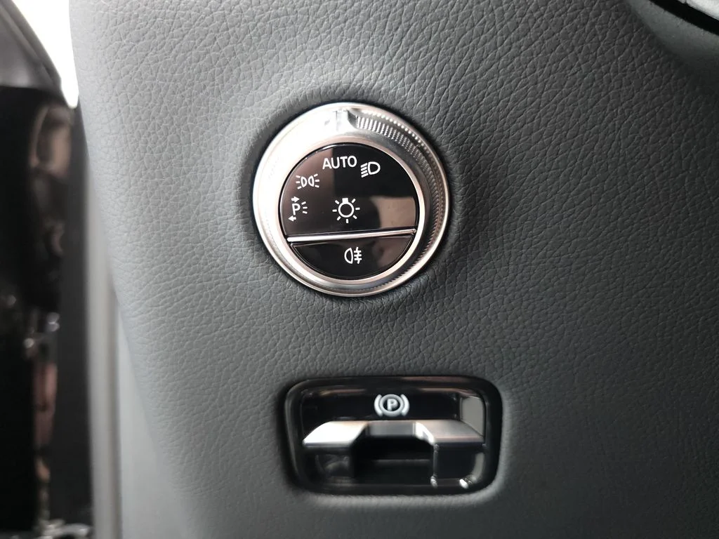 Certified Used 2026 Gray Mercedes-Benz GLC 300 image 9