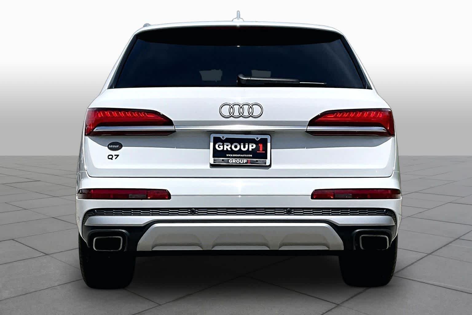 Used 2025 Carrara White Audi Premium Plus image 5