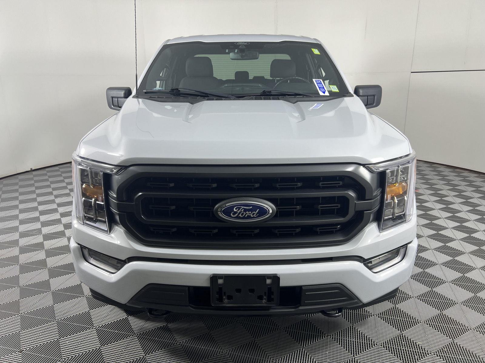 Used 2021 Space White Ford XLT image 5