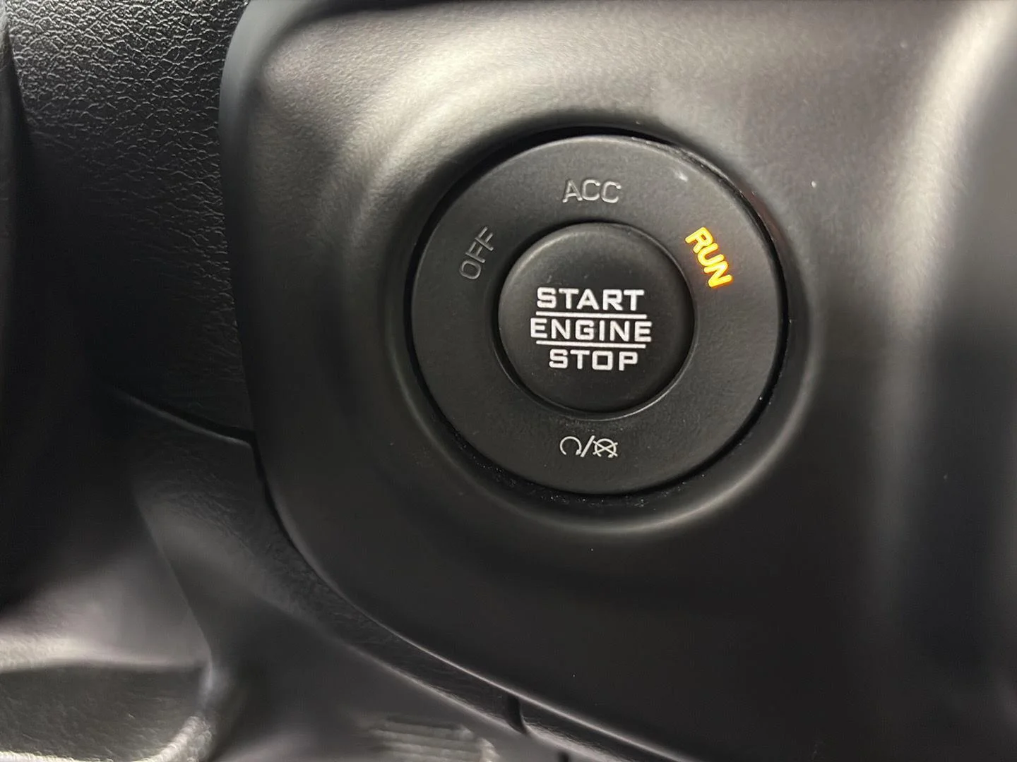 Used 2021 Black Clearcoat Jeep Unlimited Sport S image 27