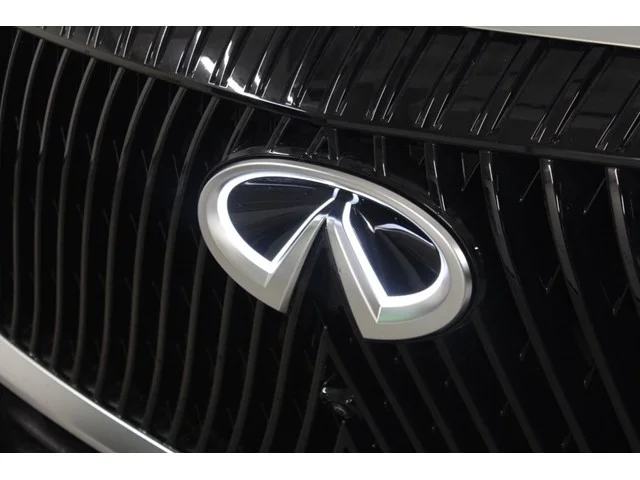 New 2025 COULIS RED INFINITI Sensory 4WD image 12
