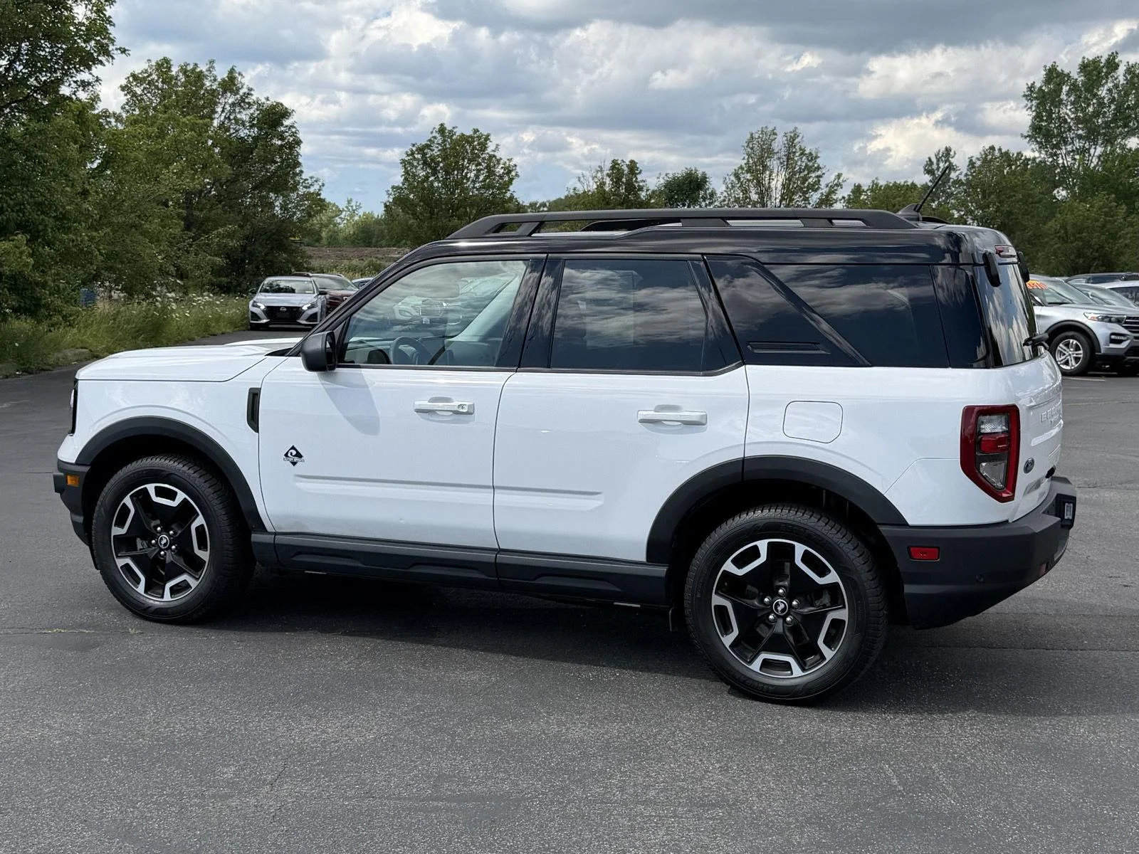 Used 2023 Oxford White Ford Outer Banks image 7