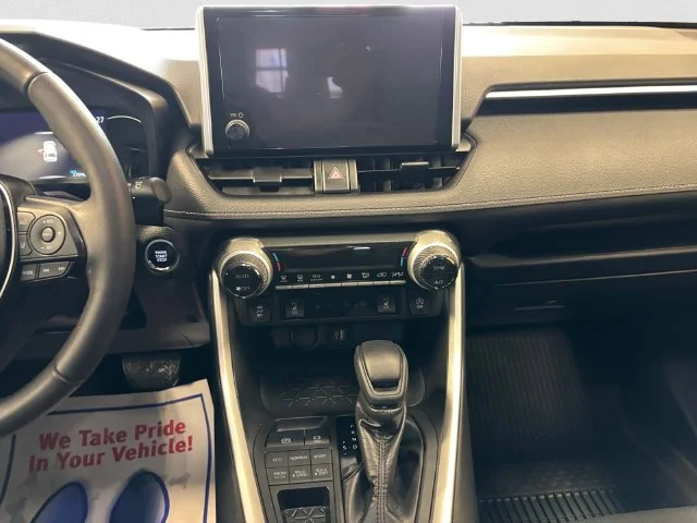 Used 2024 Silver Toyota XLE image 11