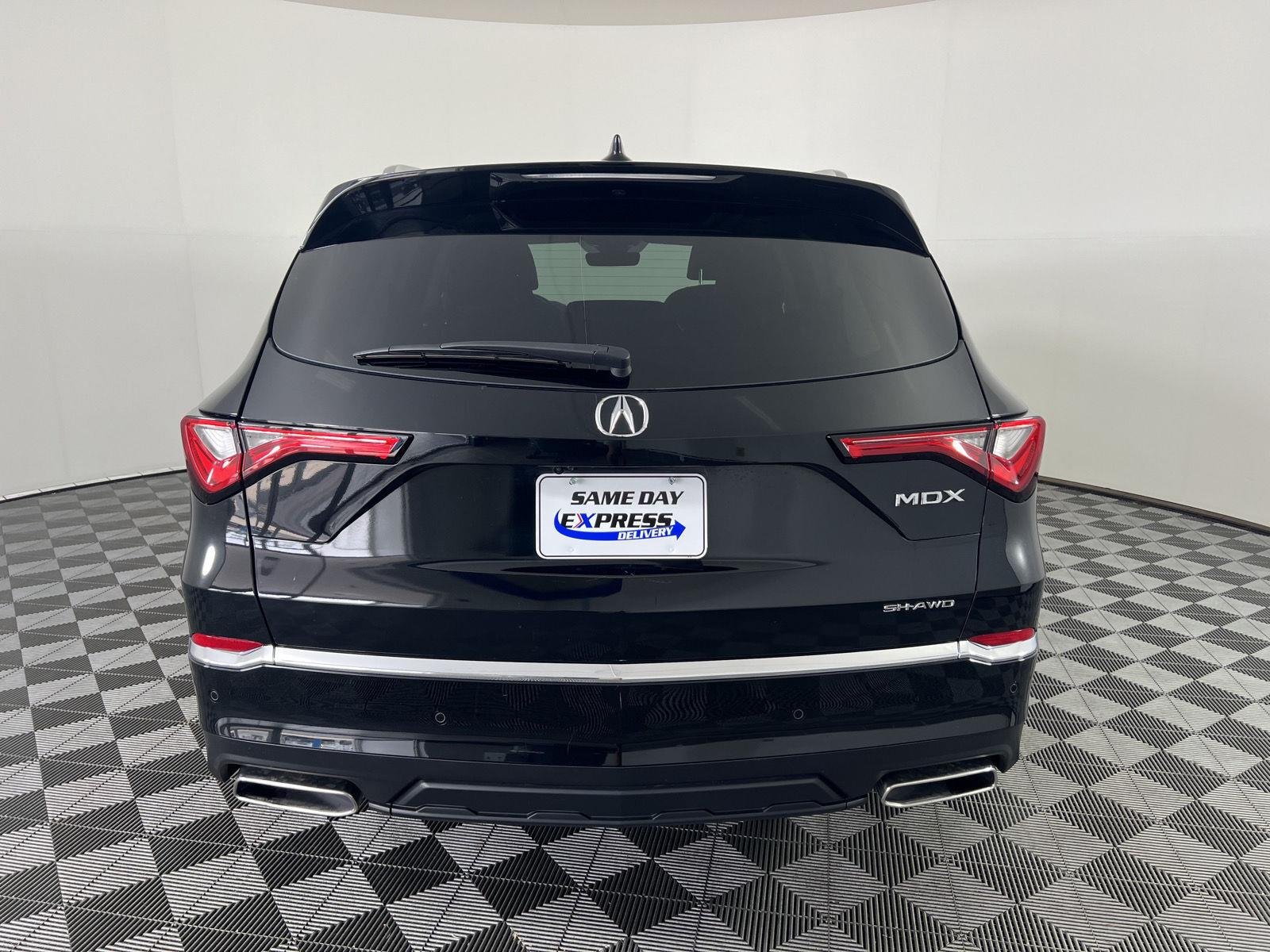 Used 2024 Majestic Black Pearl Acura SH-AWD w/Advance image 32