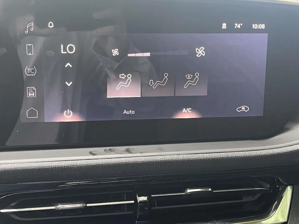 Certified Used 2024 Ebony Twilight Metallic Buick Avenir image 23