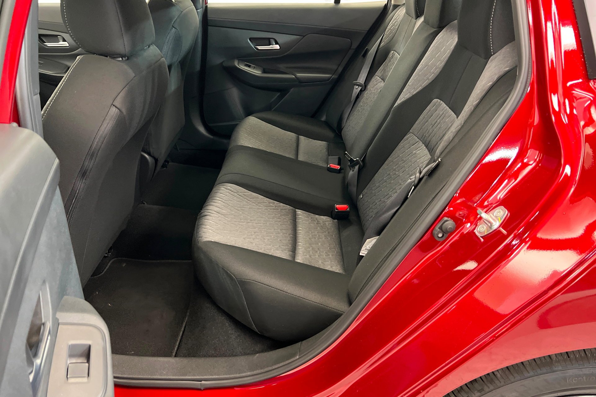 New 2026 Scarlet Ember Tintcoat Nissan SV image 22