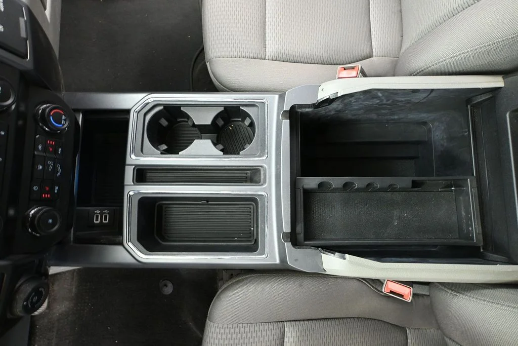 Used 2020 Gray Ford XLT image 28