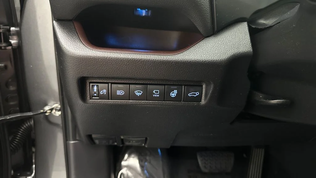 Used 2020 Gray Toyota Limited image 26