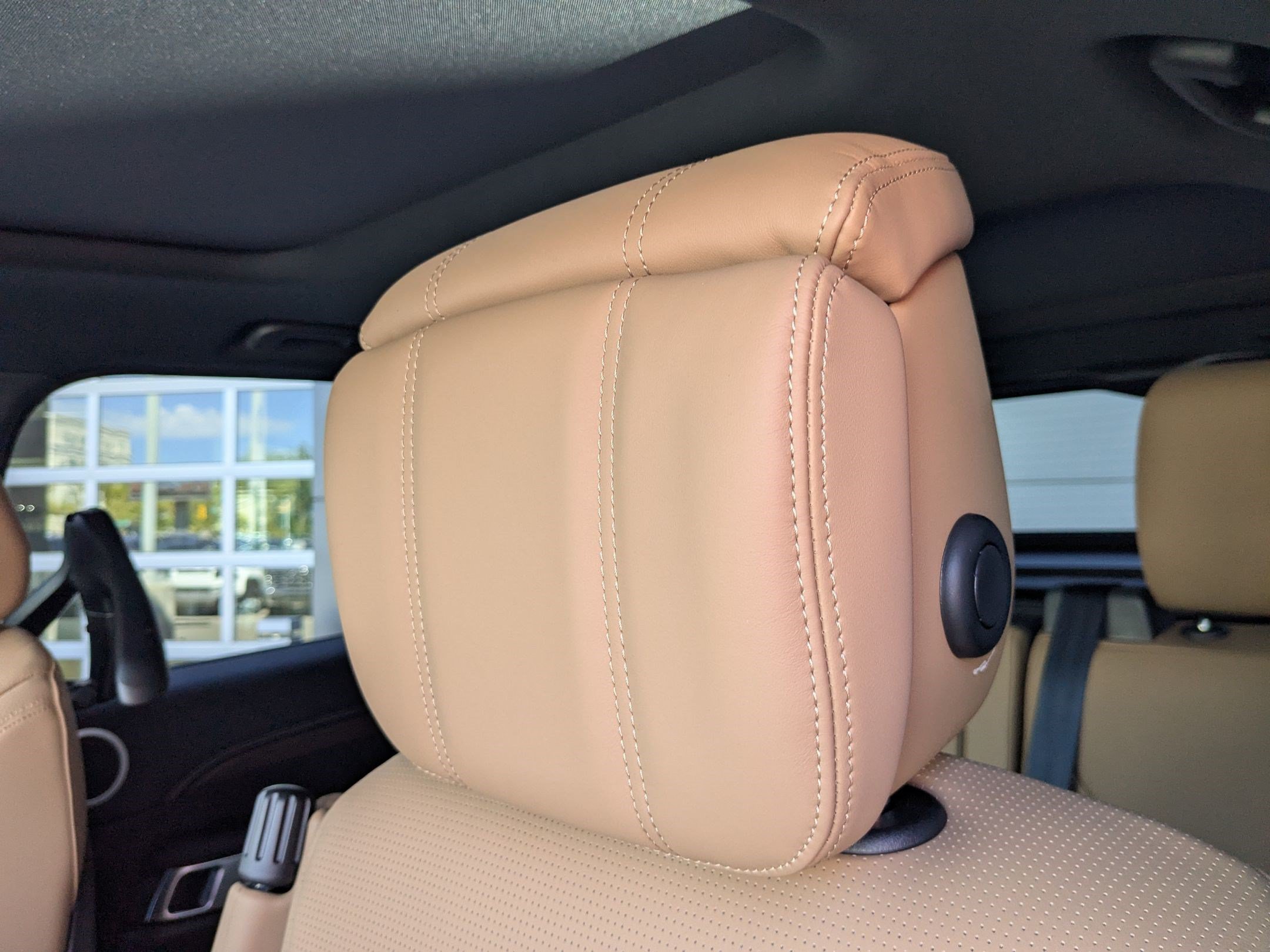 New 2026 Varesine Blue Land Rover Dynamic SE image 26
