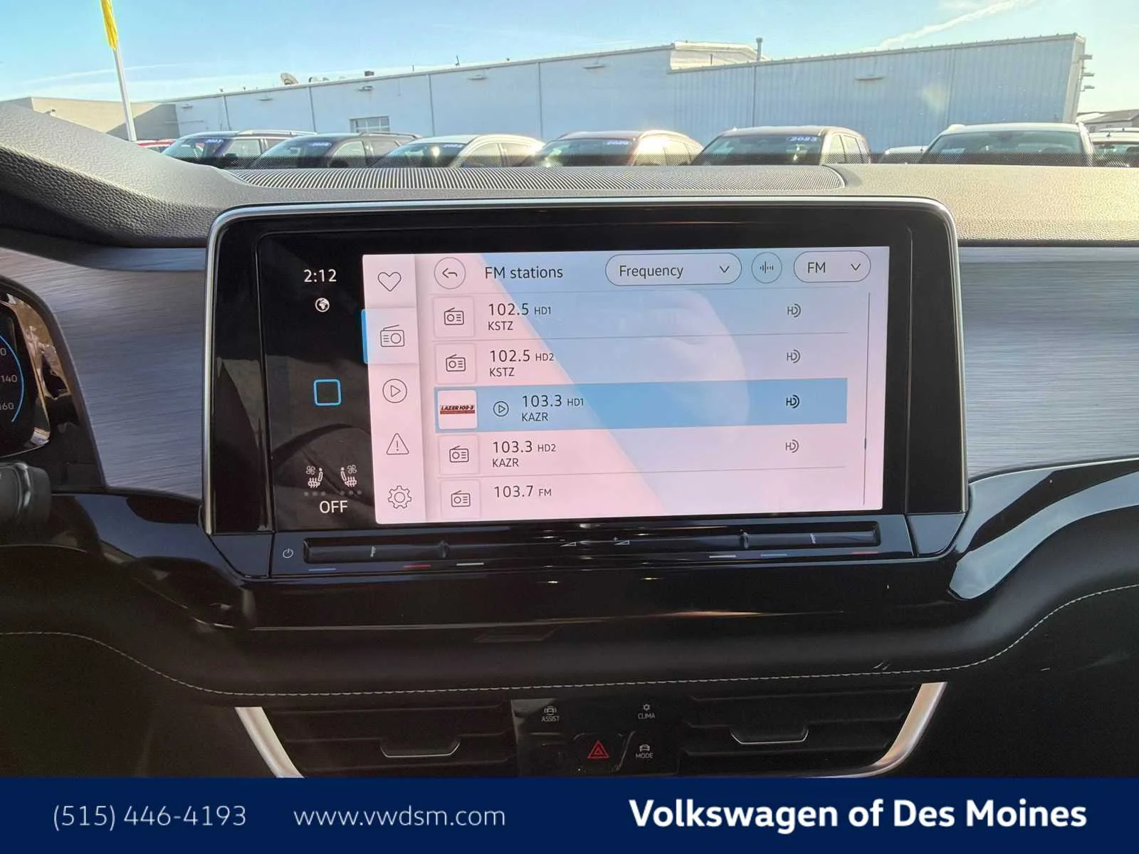 New 2026 Mountain Lake Blue Metallic Volkswagen 2.0T SE image 17