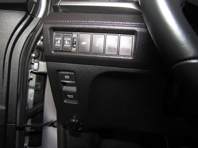 Certified Used 2025 Solar Silver Metallic Honda EX-L image 9
