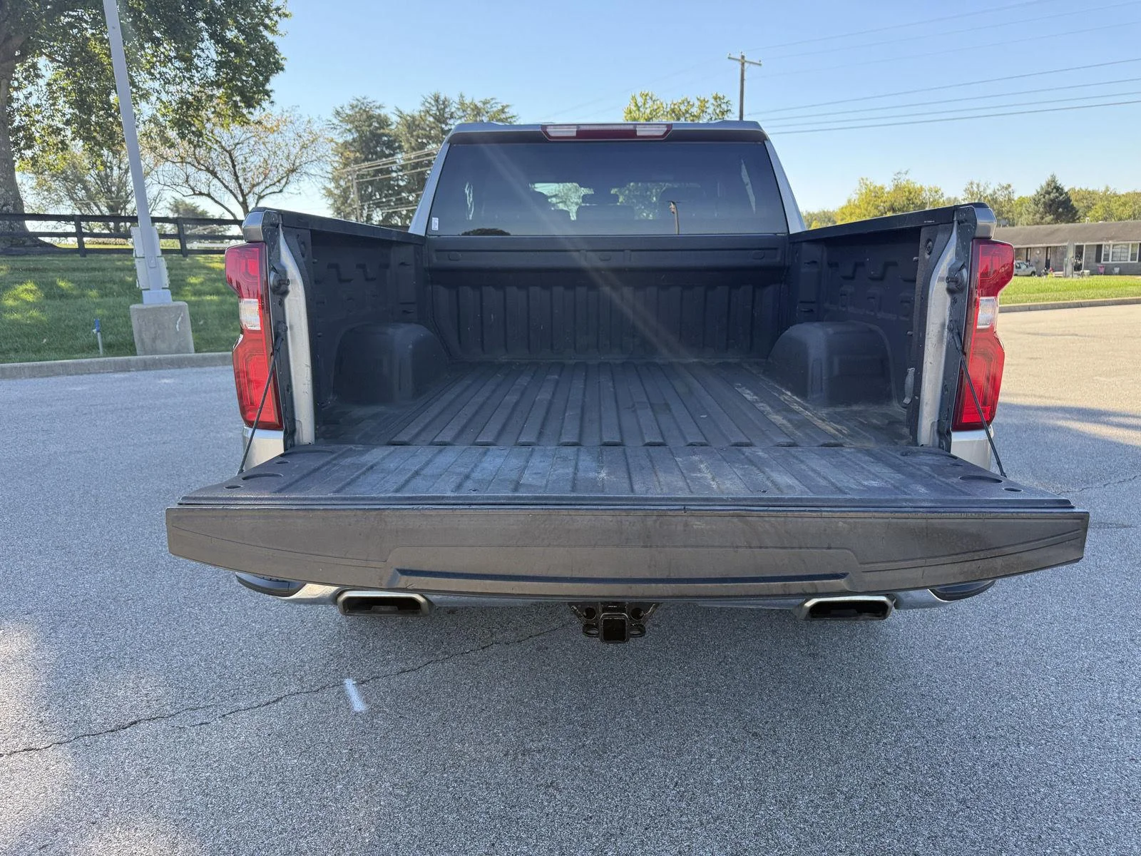 Used 2020 Shadow Gray Metallic Chevrolet LTZ image 14