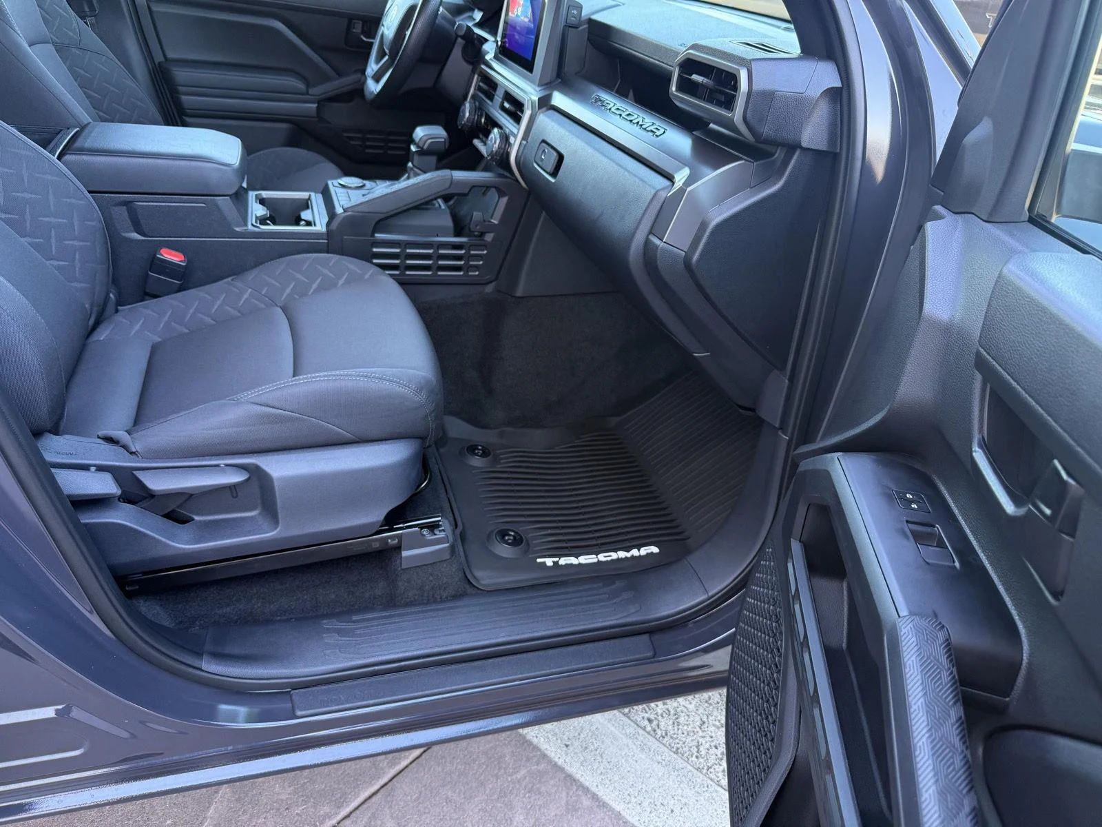 Used 2026 Underground Toyota SR5 image 20