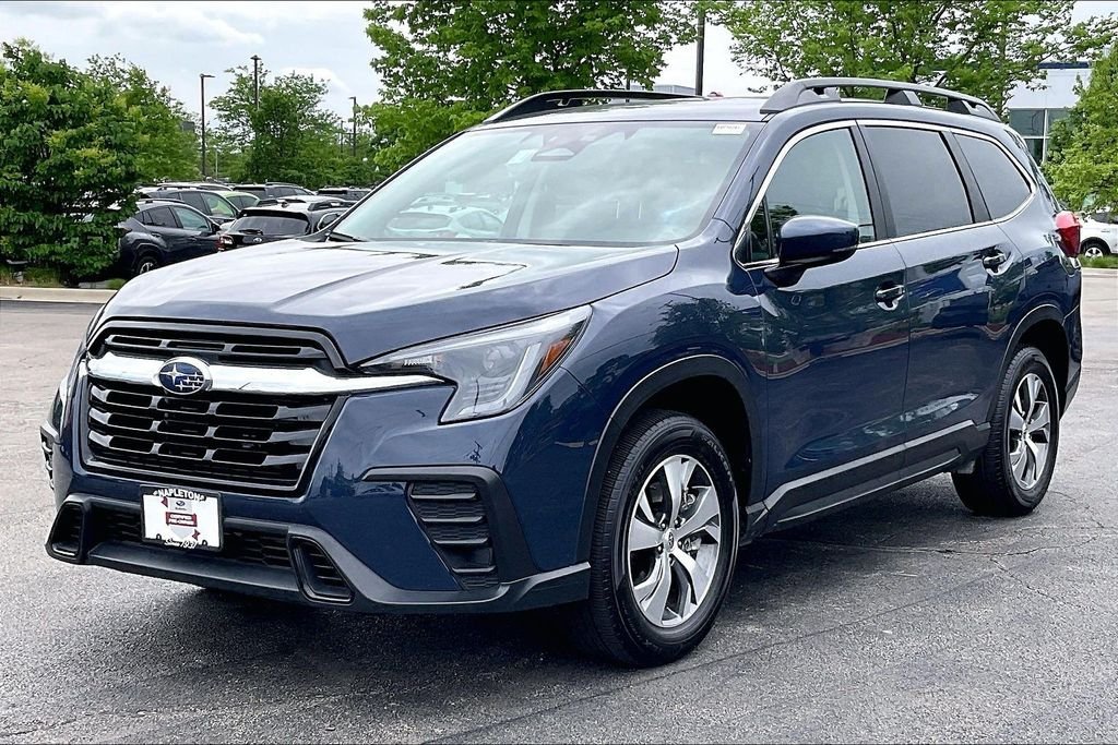 Used 2025 Blue Subaru Premium image 14